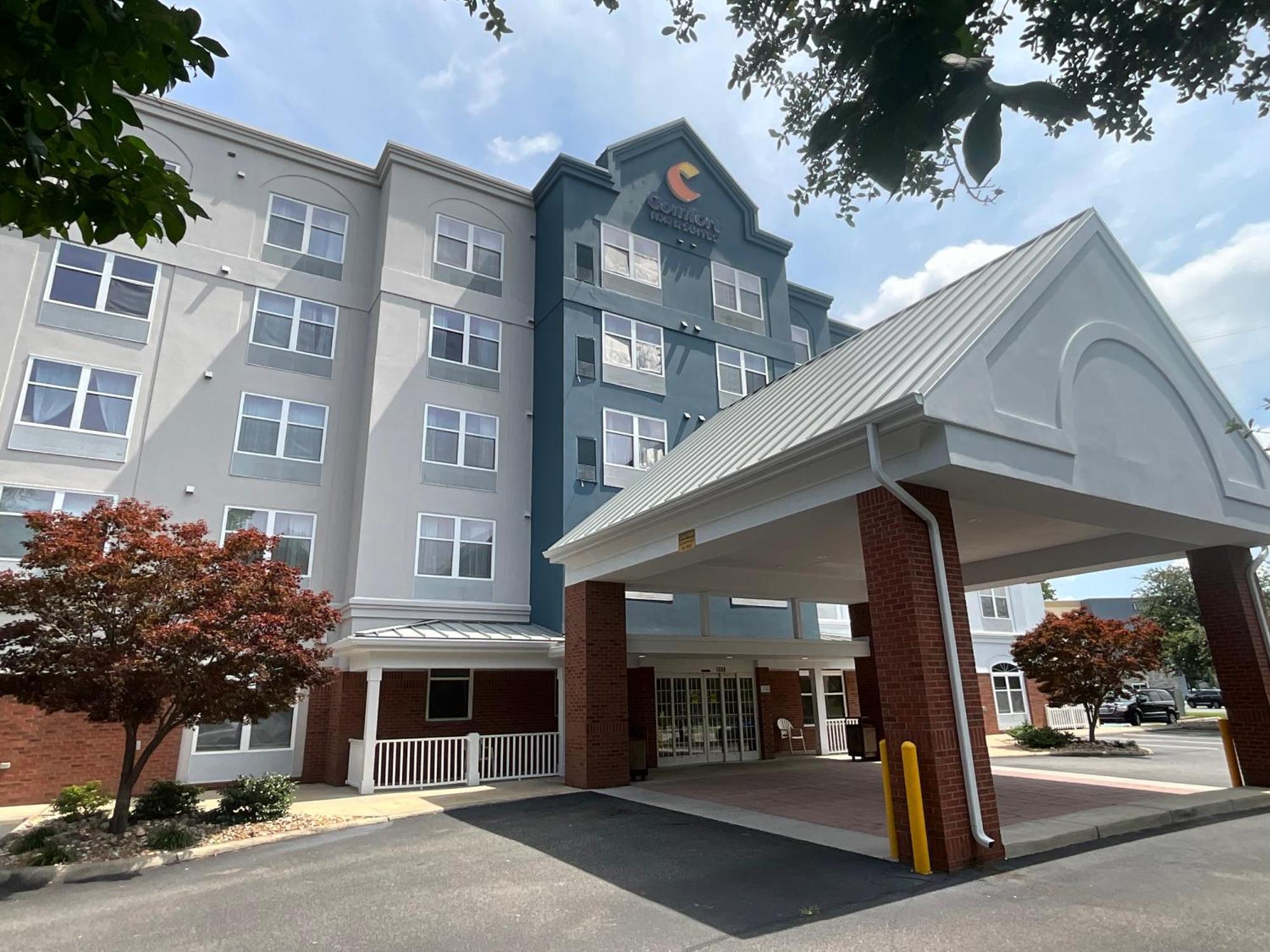 Comfort Inn & Suites Virginia Beach - Norfolk Airport Exterior foto